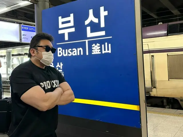 Actor Ma Dong Seok, even when wearing dark sunglasses and a mask... "Ma Dong Seok from any angle"