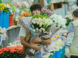 Actor Song Joong Ki releases stills for new TV series "My Youth"... Visuals that evoke first love