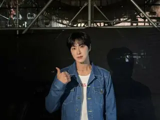 TVXQ's Yunho (U-KNOW) shines even behind the scenes... Appearing at an event in Vietnam
