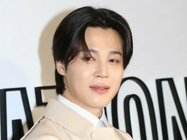 BTS' JIMIN takes first place in November's boy group individual brand reputation rankings... BTS' JUNG KOOK takes second place, BIGBANG's G-DRAGON takes third place