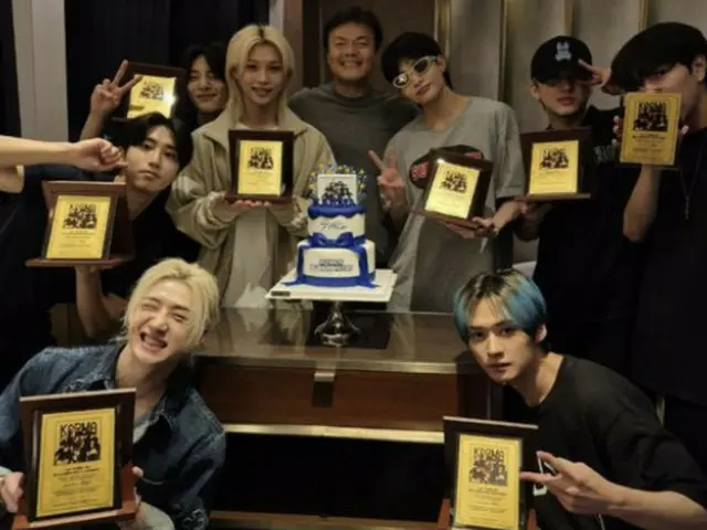 Stray Kids boasts about the money they received from JY Park (Park Jin Young)... "They'll be proud of it for the rest of their lives"