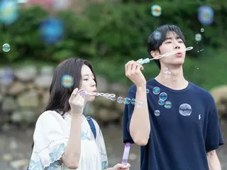 Official stills of Choo Young Woo and Shin Sia for the Korean version of the film "Even if this love disappears from the world tonight" have been released... Excitement UP