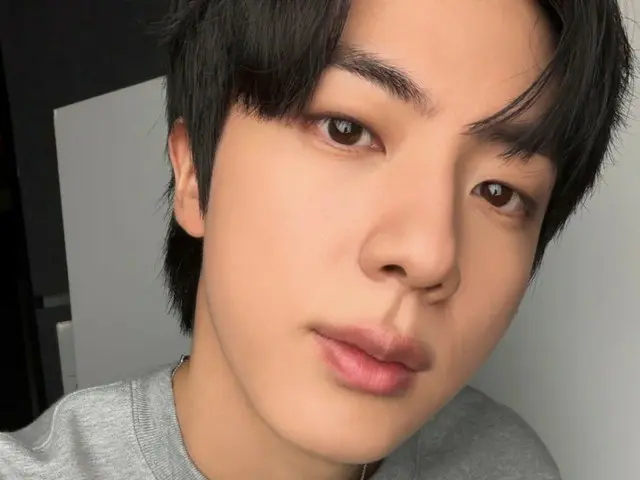 What is BTS' JIN's standard for visuals? ... "He's so ugly..."