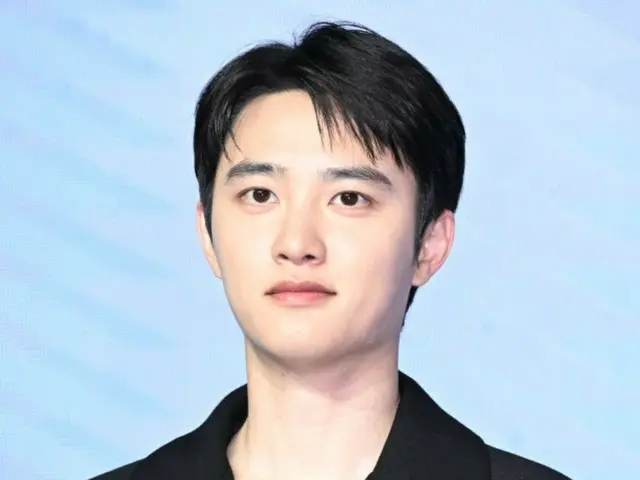 EXO's DO (Do Kyungsoo) impresses fans with his loyal personality as he balances his work and obligations